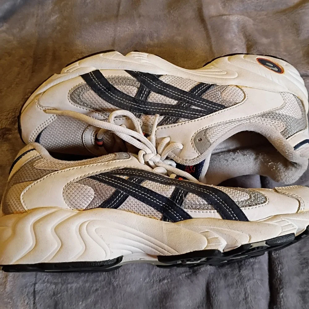 Vintage Asics TK30C Mens 8.5 White Navy Silver Chunky Y2K Retro Dad Shoe Sneaker